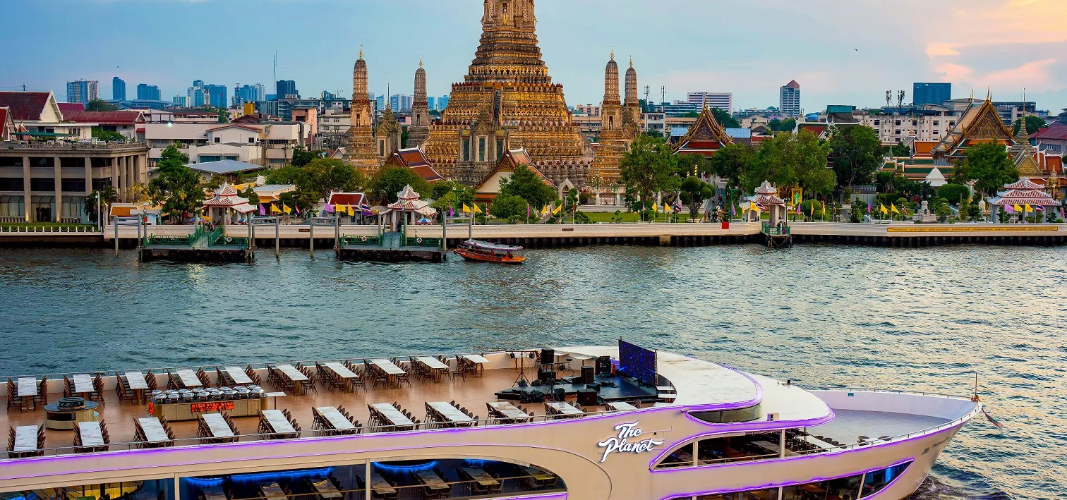 ล่องเรือดินเนอร์  The Planet Cruise (รอบ DINNER) ธีมอวกาศสุดชิค